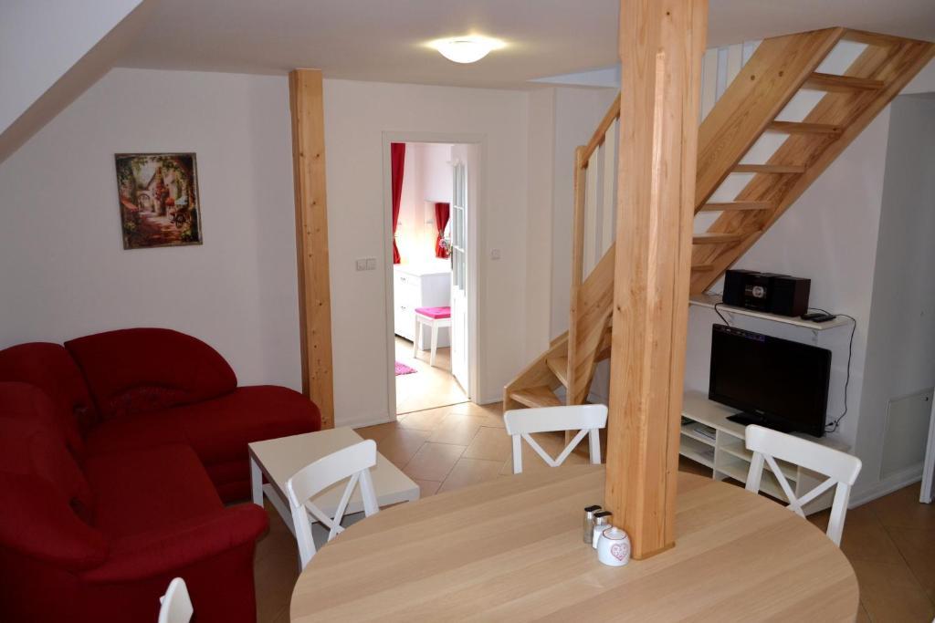 Apartmany Ski Lift روكيتنسي ناد جيزيرو الغرفة الصورة